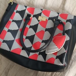 Luv Betsey Lip Pattern shoulder bag
